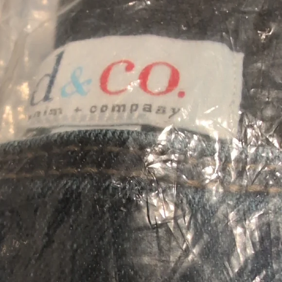 Denim & Co Pull On Jeans - Picture 4 of 5